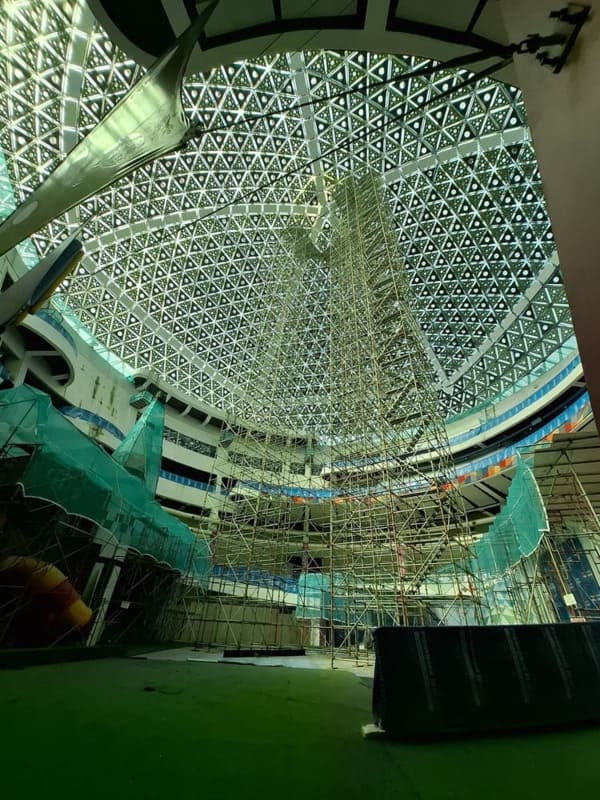 Heavy-duty scaffolding for Pusat Sains Negara construction project