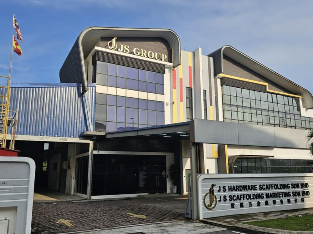JS Group support for construction projects with scaffolding materials, installation, and transportation
