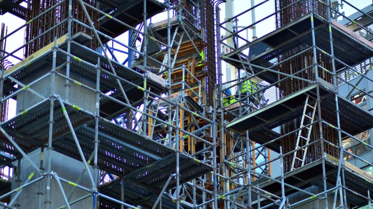 Modular vs Tubular Scaffolding (1)